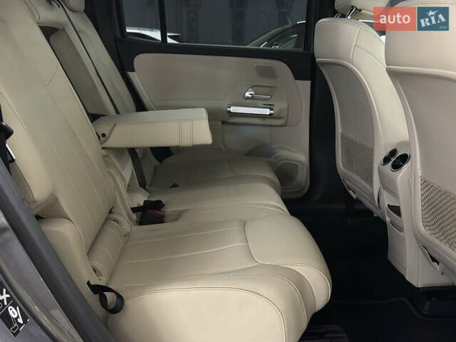 Мерседес EQB, объемом двигателя 0 л и пробегом 108 тыс. км за 31499 $, фото 28 на Automoto.ua