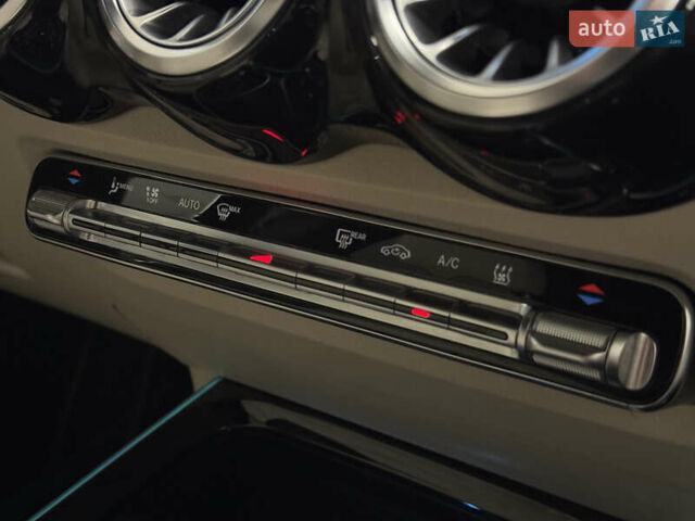 Мерседес EQB, объемом двигателя 0 л и пробегом 108 тыс. км за 31499 $, фото 40 на Automoto.ua