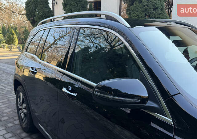 Мерседес EQB, объемом двигателя 0 л и пробегом 11 тыс. км за 33999 $, фото 6 на Automoto.ua