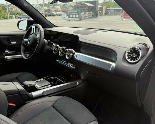Мерседес EQB, объемом двигателя 0 л и пробегом 6 тыс. км за 30700 $, фото 4 на Automoto.ua