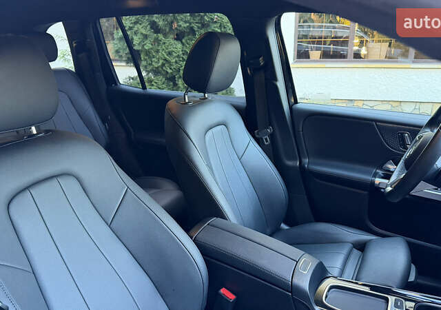 Мерседес EQB, объемом двигателя 0 л и пробегом 11 тыс. км за 33999 $, фото 12 на Automoto.ua