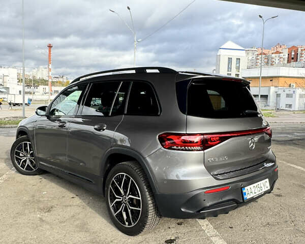 Серый Мерседес EQB, объемом двигателя 0 л и пробегом 45 тыс. км за 34500 $, фото 7 на Automoto.ua