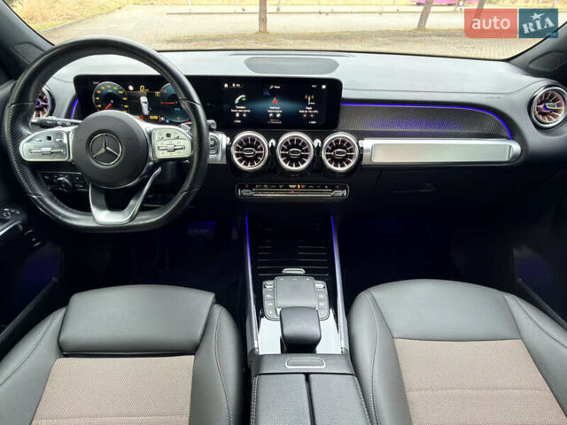 Серый Мерседес EQB, объемом двигателя 0 л и пробегом 99 тыс. км за 29990 $, фото 17 на Automoto.ua