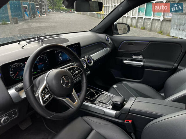 Серый Мерседес EQB, объемом двигателя 0 л и пробегом 41 тыс. км за 34500 $, фото 10 на Automoto.ua