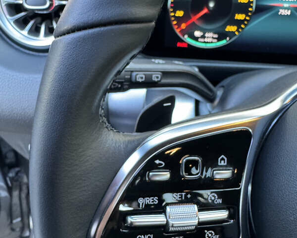 Серый Мерседес EQB, объемом двигателя 0 л и пробегом 9 тыс. км за 33999 $, фото 19 на Automoto.ua