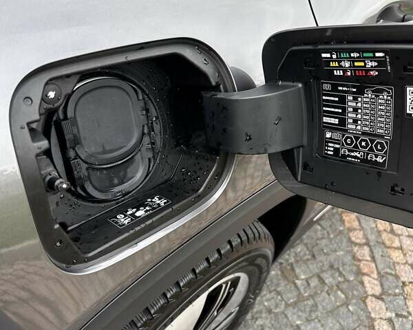 Сірий Мерседес EQB, об'ємом двигуна 0 л та пробігом 23 тис. км за 38000 $, фото 25 на Automoto.ua