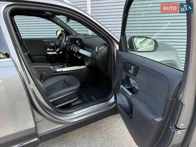 Мерседес EQB 2025 у Рівному на Automoto.ua Сірий Мерседес EQB, об'ємом двигуна 0 л та пробігом 15 тис. км за 39500 $, фото 35 на Automoto.ua