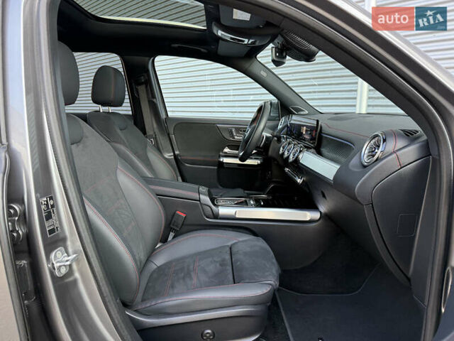 Мерседес EQB 2025 у Рівному на Automoto.ua Сірий Мерседес EQB, об'ємом двигуна 0 л та пробігом 15 тис. км за 39500 $, фото 44 на Automoto.ua