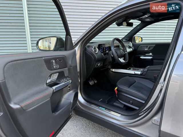 Мерседес EQB 2025 у Рівному на Automoto.ua Сірий Мерседес EQB, об'ємом двигуна 0 л та пробігом 15 тис. км за 39500 $, фото 74 на Automoto.ua