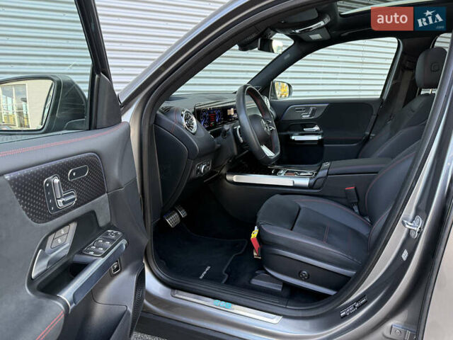 Мерседес EQB 2025 у Рівному на Automoto.ua Сірий Мерседес EQB, об'ємом двигуна 0 л та пробігом 15 тис. км за 39500 $, фото 76 на Automoto.ua