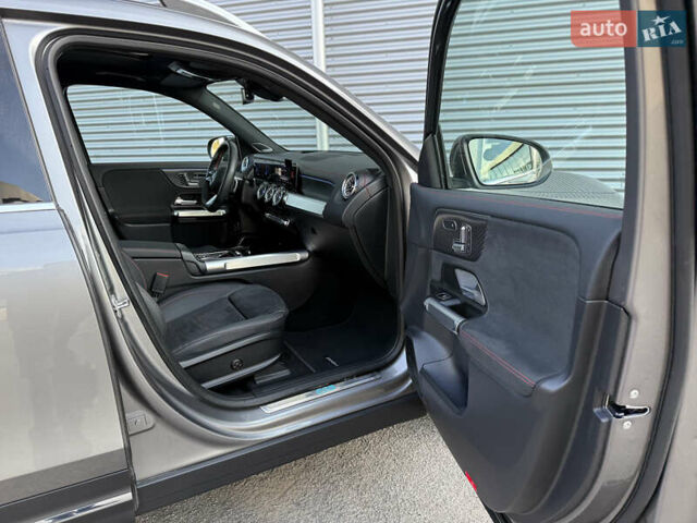 Мерседес EQB 2025 у Рівному на Automoto.ua Сірий Мерседес EQB, об'ємом двигуна 0 л та пробігом 15 тис. км за 39500 $, фото 34 на Automoto.ua