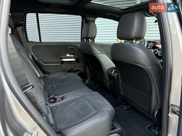 Мерседес EQB 2025 у Рівному на Automoto.ua Сірий Мерседес EQB, об'ємом двигуна 0 л та пробігом 15 тис. км за 39500 $, фото 56 на Automoto.ua