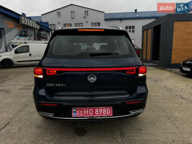 Синій Мерседес EQB, об'ємом двигуна 0 л та пробігом 64 тис. км за 29500 $, фото 17 на Automoto.ua