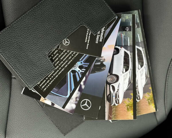 Синій Мерседес EQB, об'ємом двигуна 0 л та пробігом 64 тис. км за 29500 $, фото 69 на Automoto.ua