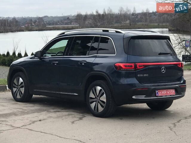 Синий Мерседес EQB, объемом двигателя 0 л и пробегом 51 тыс. км за 32200 $, фото 17 на Automoto.ua