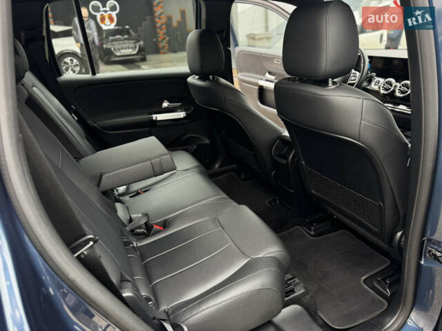 Синій Мерседес EQB, об'ємом двигуна 0 л та пробігом 64 тис. км за 29500 $, фото 51 на Automoto.ua