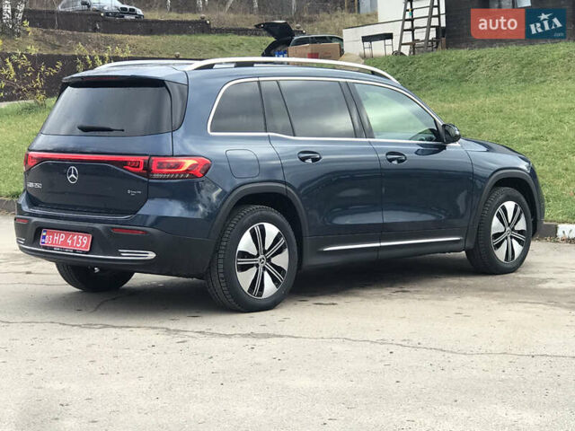 Синий Мерседес EQB, объемом двигателя 0 л и пробегом 51 тыс. км за 32200 $, фото 11 на Automoto.ua
