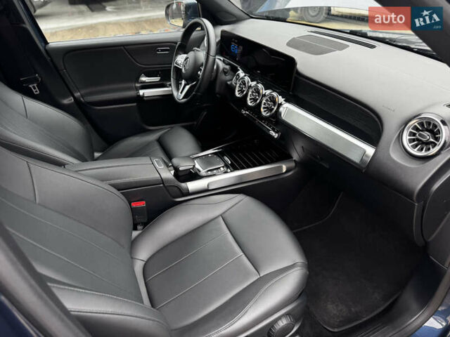 Синій Мерседес EQB, об'ємом двигуна 0 л та пробігом 64 тис. км за 29500 $, фото 57 на Automoto.ua