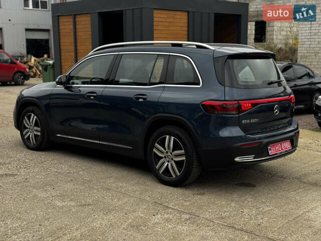 Синій Мерседес EQB, об'ємом двигуна 0 л та пробігом 64 тис. км за 29500 $, фото 1 на Automoto.ua