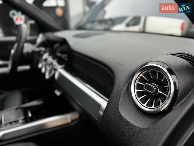 Синій Мерседес EQB, об'ємом двигуна 0 л та пробігом 64 тис. км за 29500 $, фото 61 на Automoto.ua