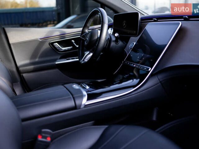 Белый Мерседес EQE, объемом двигателя 0 л и пробегом 36 тыс. км за 52500 $, фото 17 на Automoto.ua