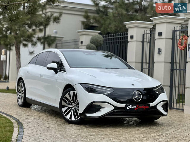 Белый Мерседес EQE, объемом двигателя 0 л и пробегом 11 тыс. км за 44000 $, фото 20 на Automoto.ua