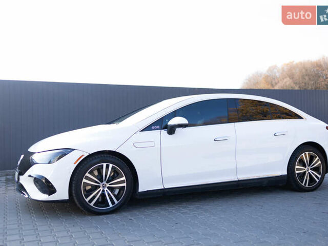 Белый Мерседес EQE, объемом двигателя 0 л и пробегом 36 тыс. км за 52500 $, фото 13 на Automoto.ua