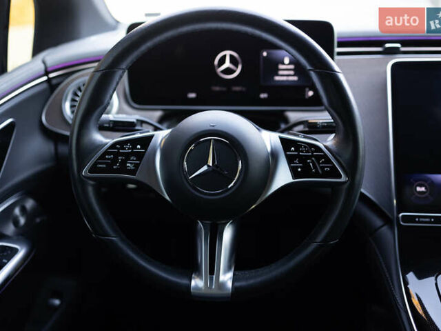 Белый Мерседес EQE, объемом двигателя 0 л и пробегом 36 тыс. км за 52500 $, фото 31 на Automoto.ua