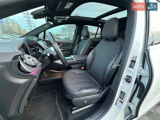 Белый Мерседес EQE, объемом двигателя 0 л и пробегом 23 тыс. км за 51900 $, фото 17 на Automoto.ua