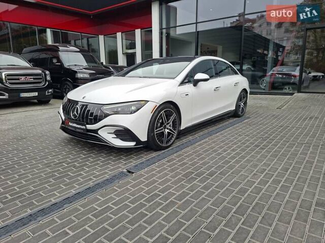Белый Мерседес EQE, объемом двигателя 0 л и пробегом 8 тыс. км за 59900 $, фото 7 на Automoto.ua