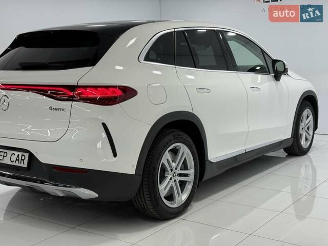 Мерседес EQE 2023 в Одессе на Automoto.ua Белый Мерседес EQE, объемом двигателя 0 л и пробегом 34 тыс. км за 53900 $, фото 14 на Automoto.ua