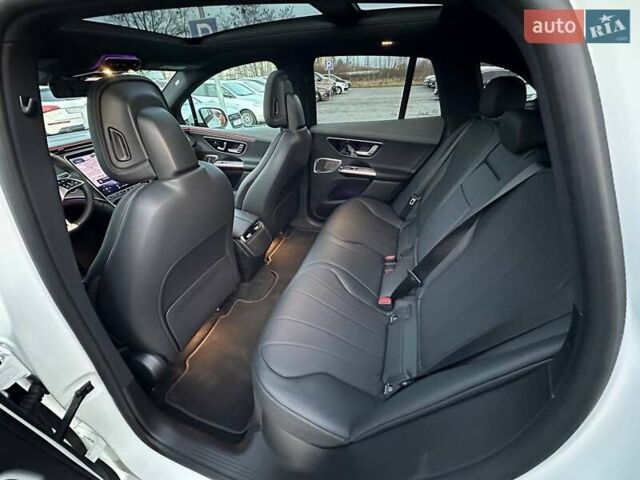 Белый Мерседес EQE, объемом двигателя 0 л и пробегом 23 тыс. км за 51900 $, фото 20 на Automoto.ua