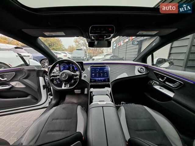 Белый Мерседес EQE, объемом двигателя 0 л и пробегом 8 тыс. км за 59900 $, фото 25 на Automoto.ua