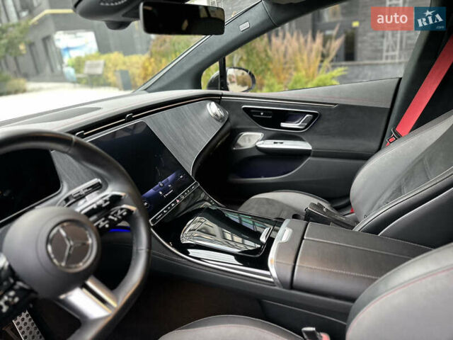 Мерседес EQE 2022 в Виннице на Automoto.ua Черный Мерседес EQE, объемом двигателя 0 л и пробегом 29 тыс. км за 59000 $, фото 14 на Automoto.ua