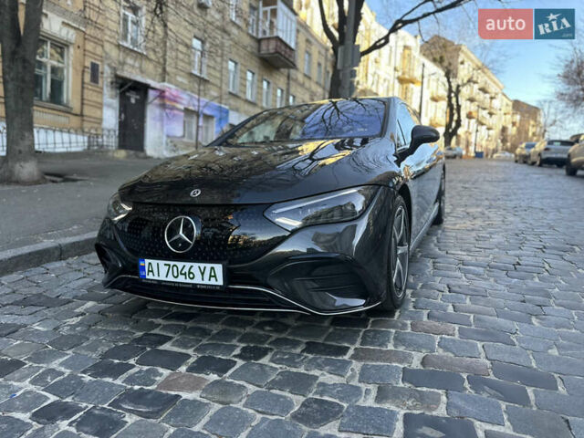 Черный Мерседес EQE, объемом двигателя 0 л и пробегом 9 тыс. км за 45900 $, фото 1 на Automoto.ua