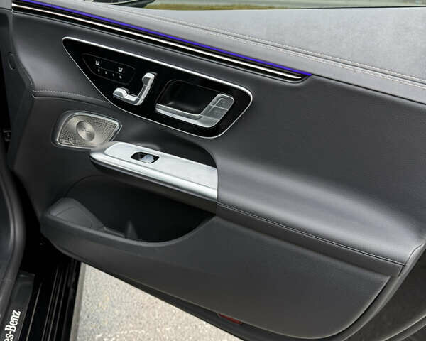 Чорний Мерседес EQE, об'ємом двигуна 0 л та пробігом 4 тис. км за 46000 $, фото 10 на Automoto.ua