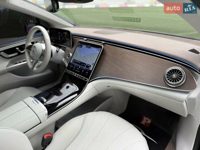 Черный Мерседес EQE, объемом двигателя 0 л и пробегом 28 тыс. км за 45900 $, фото 57 на Automoto.ua