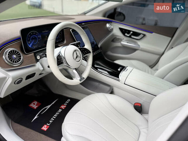 Черный Мерседес EQE, объемом двигателя 0 л и пробегом 28 тыс. км за 45900 $, фото 30 на Automoto.ua