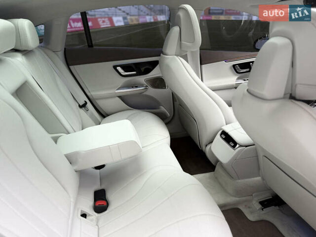 Черный Мерседес EQE, объемом двигателя 0 л и пробегом 28 тыс. км за 45900 $, фото 58 на Automoto.ua