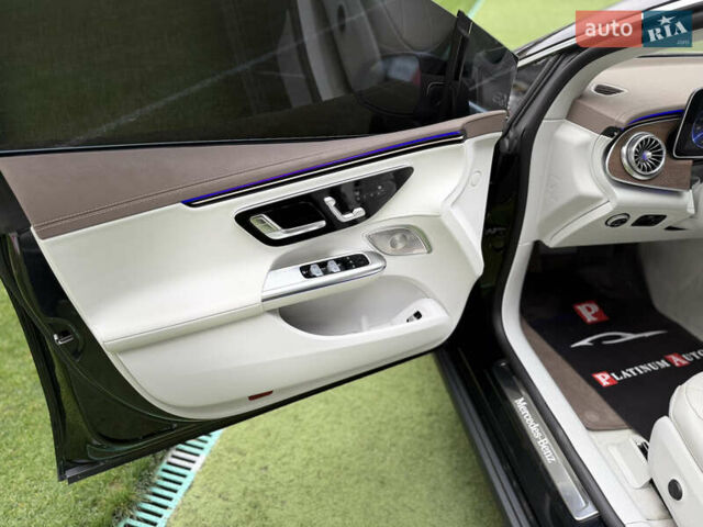 Черный Мерседес EQE, объемом двигателя 0 л и пробегом 28 тыс. км за 45900 $, фото 29 на Automoto.ua