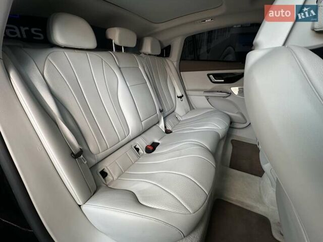 Черный Мерседес EQE, объемом двигателя 0 л и пробегом 27 тыс. км за 46000 $, фото 18 на Automoto.ua