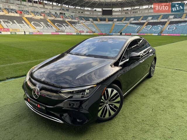 Черный Мерседес EQE, объемом двигателя 0 л и пробегом 28 тыс. км за 45900 $, фото 12 на Automoto.ua