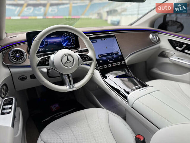 Черный Мерседес EQE, объемом двигателя 0 л и пробегом 28 тыс. км за 45900 $, фото 34 на Automoto.ua