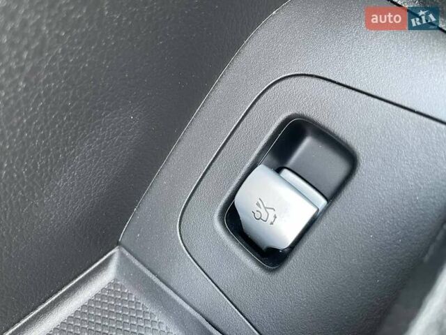 Черный Мерседес EQE, объемом двигателя 0 л и пробегом 7 тыс. км за 47990 $, фото 21 на Automoto.ua