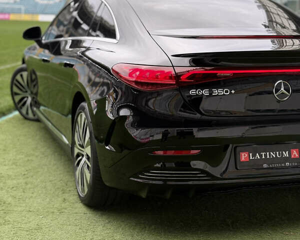 Черный Мерседес EQE, объемом двигателя 0 л и пробегом 28 тыс. км за 45900 $, фото 16 на Automoto.ua