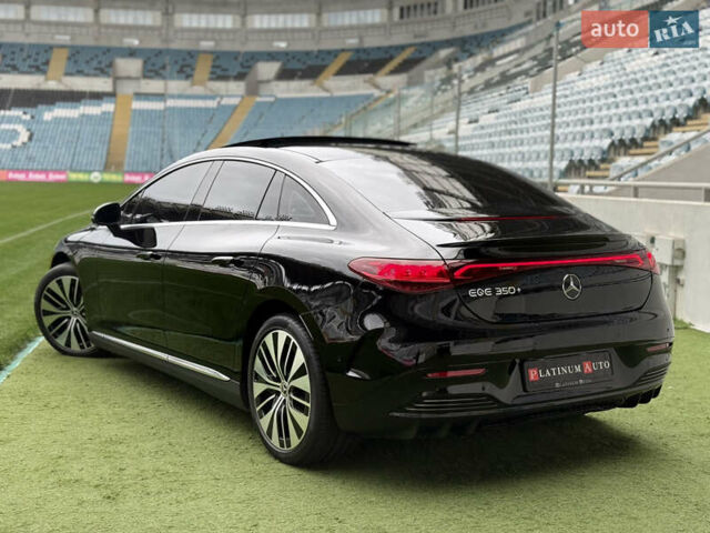 Черный Мерседес EQE, объемом двигателя 0 л и пробегом 28 тыс. км за 45900 $, фото 17 на Automoto.ua