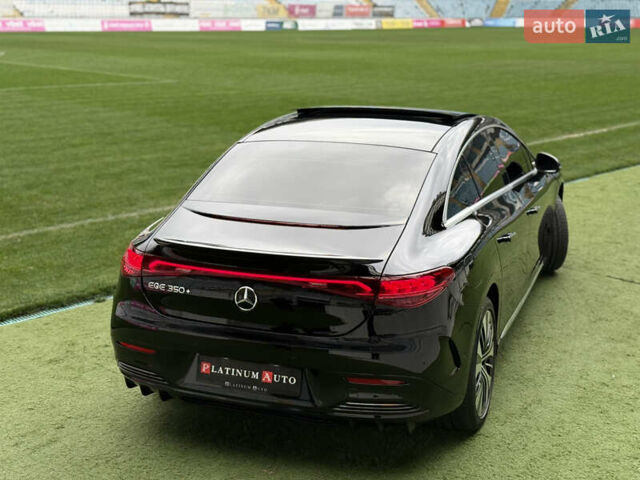 Черный Мерседес EQE, объемом двигателя 0 л и пробегом 28 тыс. км за 45900 $, фото 23 на Automoto.ua