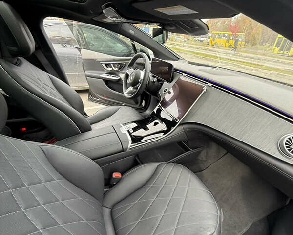 Чорний Мерседес EQE, об'ємом двигуна 0 л та пробігом 4 тис. км за 46000 $, фото 11 на Automoto.ua