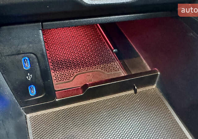 Черный Мерседес EQE, объемом двигателя 0 л и пробегом 14 тыс. км за 56800 $, фото 38 на Automoto.ua