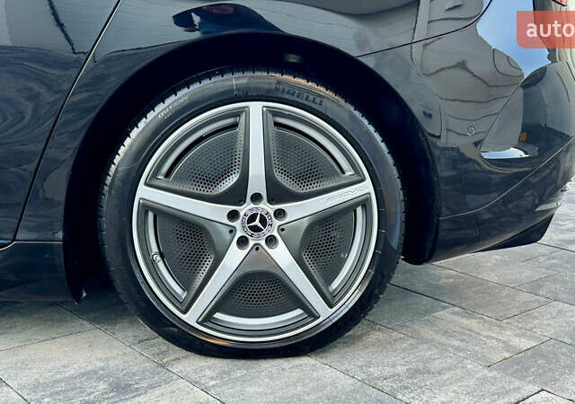 Черный Мерседес EQE, объемом двигателя 0 л и пробегом 14 тыс. км за 56800 $, фото 11 на Automoto.ua